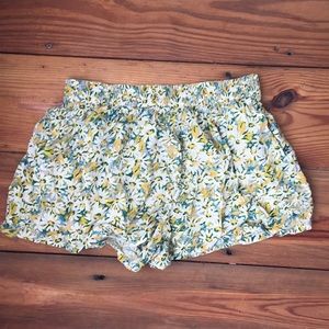 Daisy Print Shorts